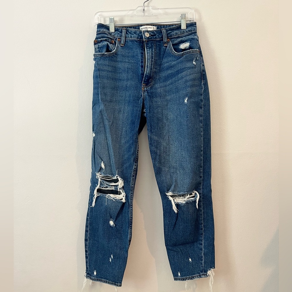 Abercrombie & Fitch The Mom High Rise Curve Love